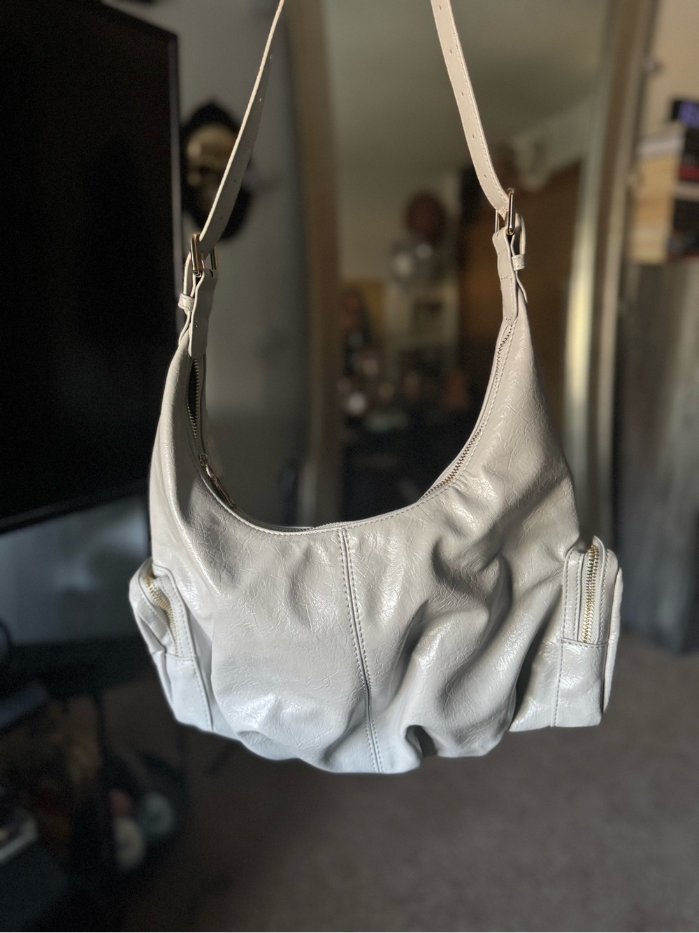Classic Hobo Shoulder Bag in Light Grey